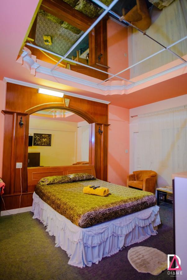 Diane Hotel Phetchaburi Ngoại thất bức ảnh
