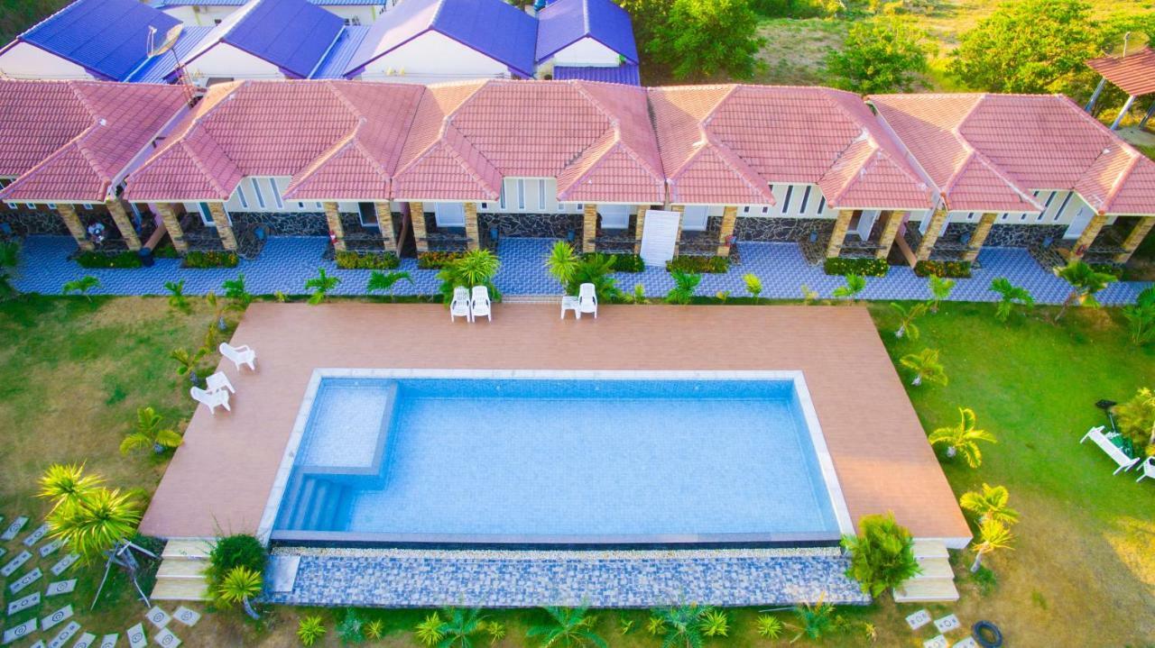 Diane Hotel Phetchaburi Ngoại thất bức ảnh