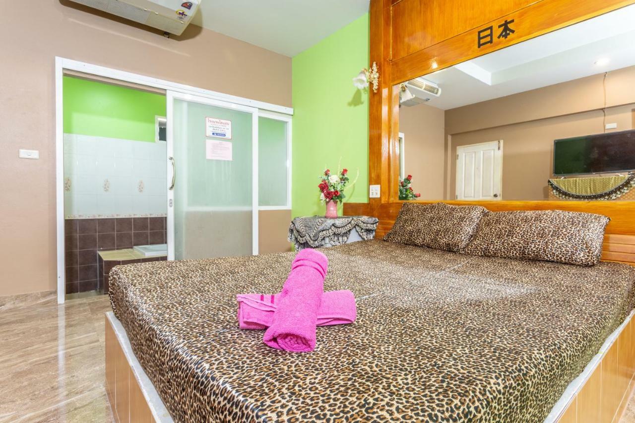 Diane Hotel Phetchaburi Ngoại thất bức ảnh